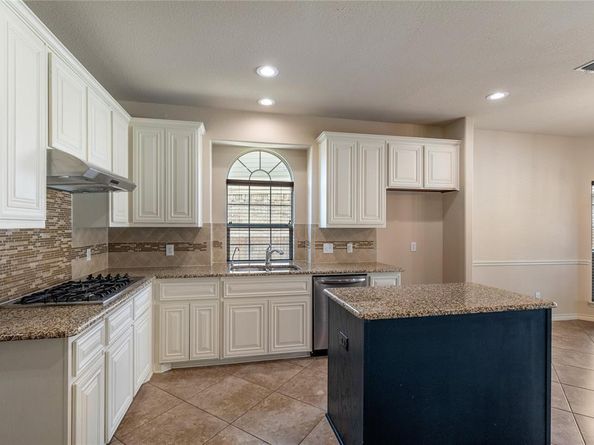 5716  Coleto Creek Circle , Fort Worth Texas 76179