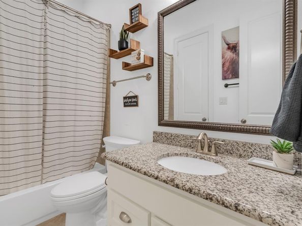 1318  Cottonwood Drive , Celina Texas 75009