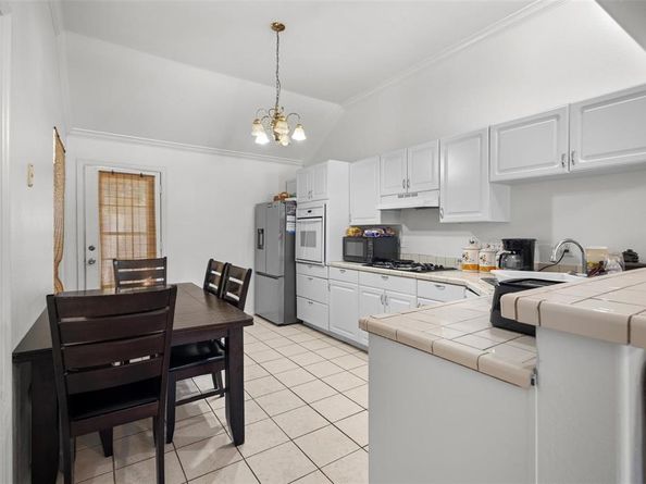 1724  Willow Hollow Drive , Garland Texas 75040