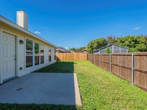 977  Crowder Drive , Crowley Texas 76036