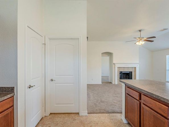 977  Crowder Drive , Crowley Texas 76036