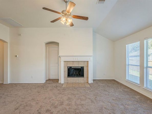 977  Crowder Drive , Crowley Texas 76036