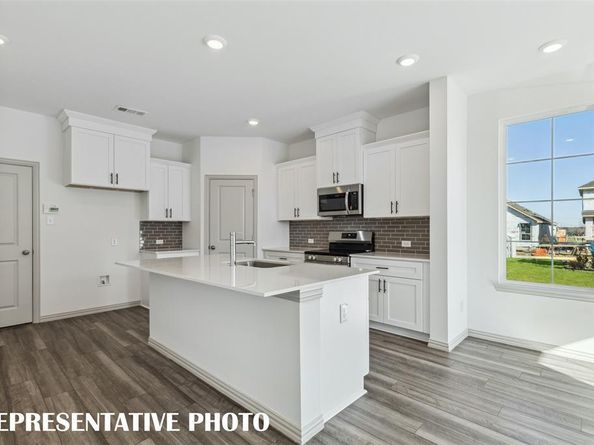 4703  Stirring Pathway , Haltom City Texas 76117