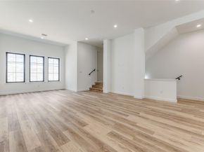 1771  Novela Way , Dallas Texas 75215