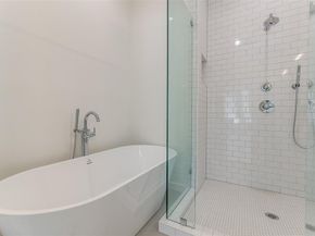 1771  Novela Way , Dallas Texas 75215