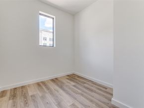 1771  Novela Way , Dallas Texas 75215