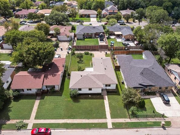 10038  Mesita Drive , Dallas Texas 75217