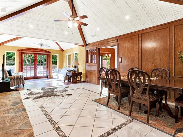 2920  Cripple Creek Trail , Grapevine Texas 76051