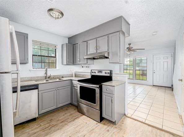 4943  Miller Avenue , Fort Worth Texas 76119