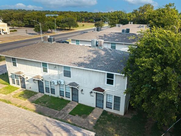 4943  Miller Avenue , Fort Worth Texas 76119