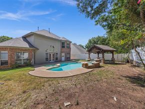 1923  Parktree Drive , Arlington Texas 76001
