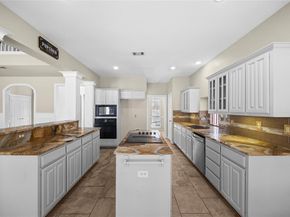 1923  Parktree Drive , Arlington Texas 76001