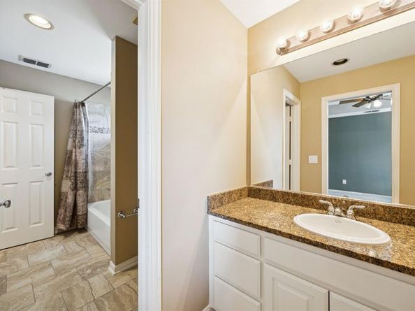 1377  Gladewater Drive , Frisco Texas 75033