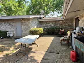 402  Duke Street , Garland Texas 75043