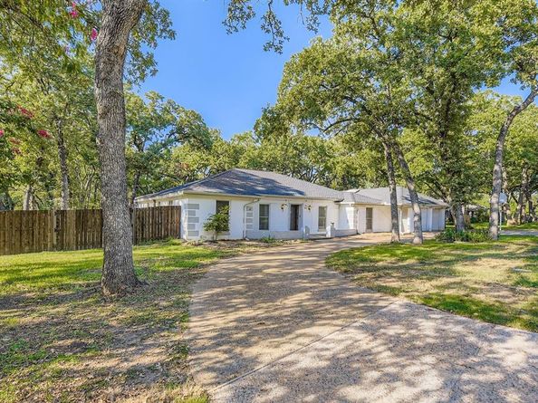 3415  Yellowstone Drive , Arlington Texas 76013