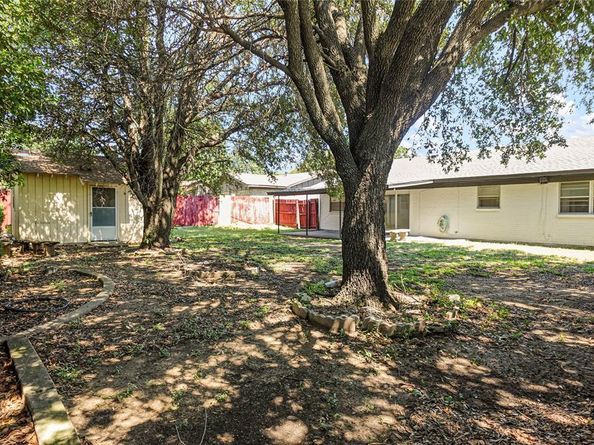 2601  Denbury Drive , Fort Worth Texas 76133