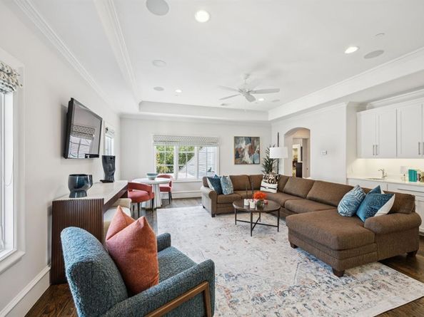 4210  Gloster Road , Dallas Texas 75220