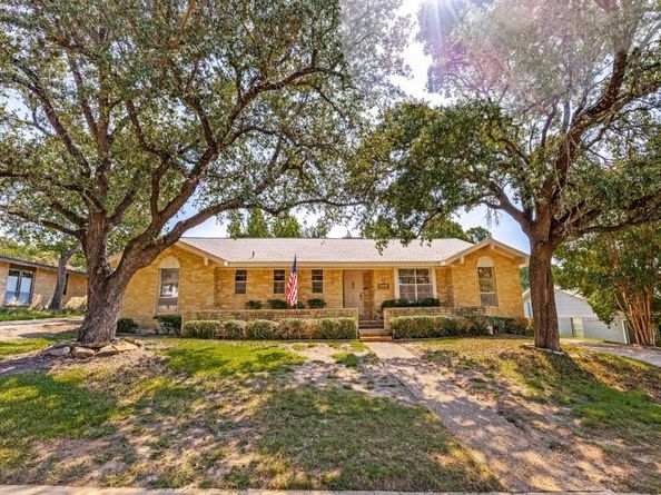 2412  Grandview Drive , Richardson Texas 75080
