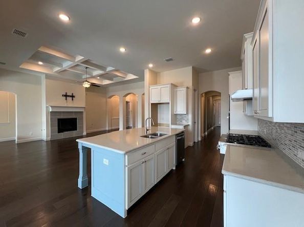 3117  Zenyatta Court , Celina Texas 75009