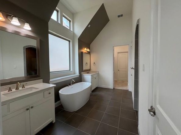3117  Zenyatta Court , Celina Texas 75009