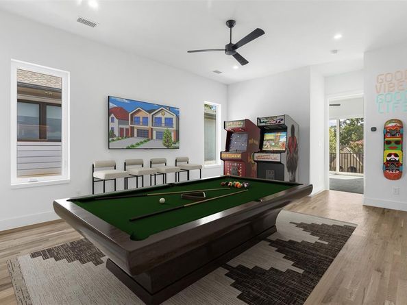 5611  Ellsworth Avenue  102, Dallas Texas 75206