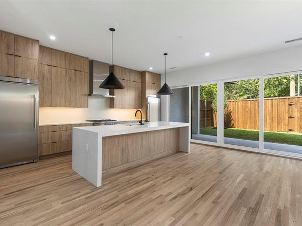 5611  Ellsworth Avenue  102, Dallas Texas 75206