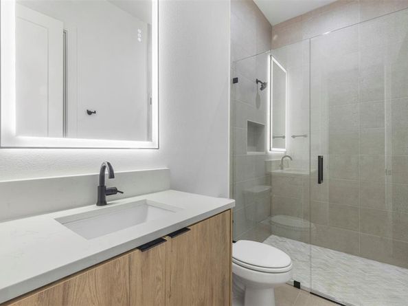 5611  Ellsworth Avenue  102, Dallas Texas 75206