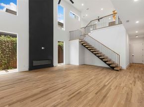 5611  Ellsworth Avenue  102, Dallas Texas 75206