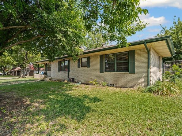 7501 S College Circle , North Richland Hills Texas 76180