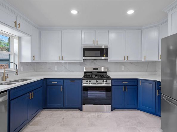 10209  Casa View Drive , Dallas Texas 75228