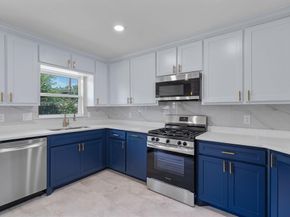10209  Casa View Drive , Dallas Texas 75228