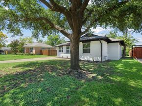 10209  Casa View Drive , Dallas Texas 75228