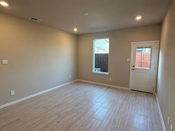 3113  PECAN FARM Lane , Fort Worth Texas 76140