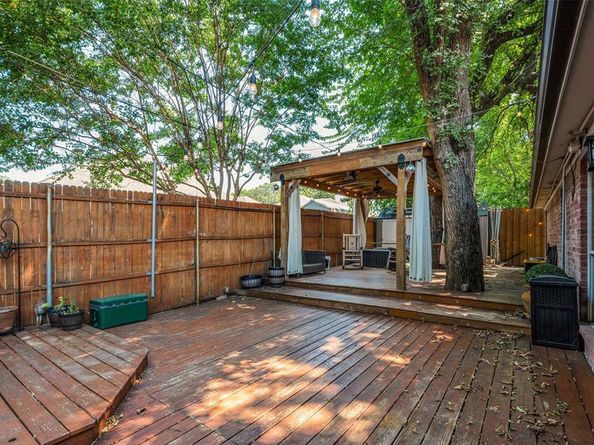 5005  Bradley Lane , Arlington Texas 76017