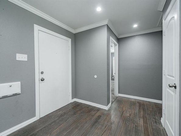824  Carney Drive , Garland Texas 75041