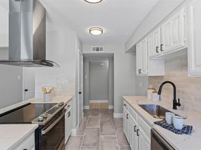 805 W Embercrest Drive , Arlington Texas 76017