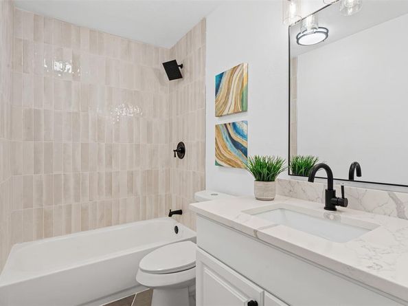 805 W Embercrest Drive , Arlington Texas 76017