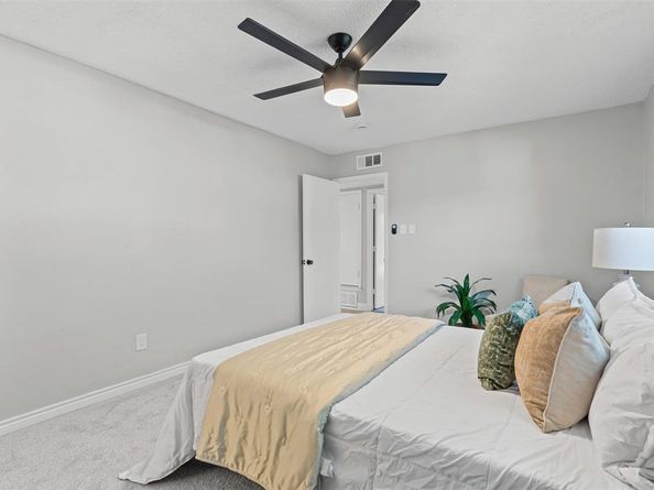 805 W Embercrest Drive , Arlington Texas 76017