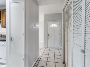 1609  Marsh Lane  110, Carrollton Texas 75006