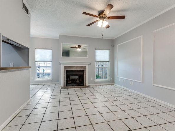 1609  Marsh Lane  110, Carrollton Texas 75006
