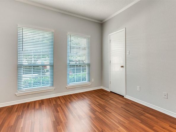 1609  Marsh Lane  110, Carrollton Texas 75006