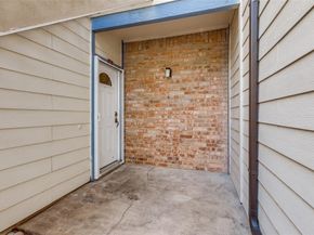1609  Marsh Lane  110, Carrollton Texas 75006