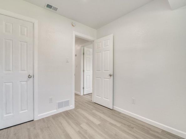 525  Moonlight Drive , Garland Texas 75040