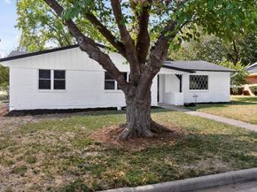 1974  SHELMAN Trail , Fort Worth Texas 76112
