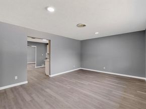 1974  SHELMAN Trail , Fort Worth Texas 76112