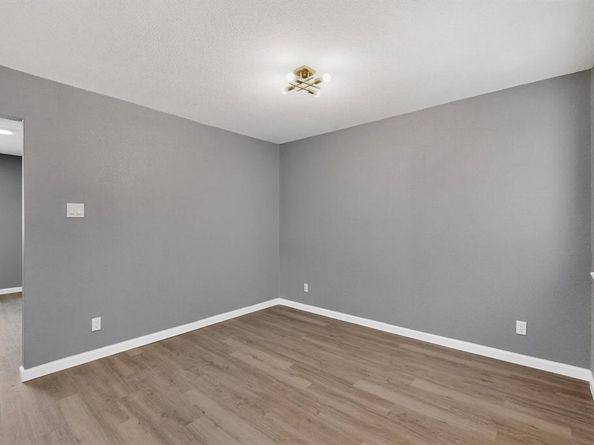 1974  SHELMAN Trail , Fort Worth Texas 76112