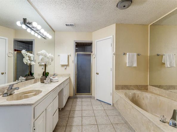 7516  Lochwood Court , Fort Worth Texas 76179