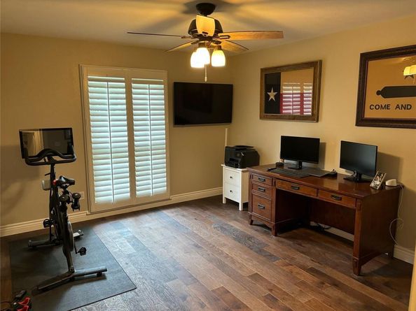 4301  Winding Way , Benbrook Texas 76126