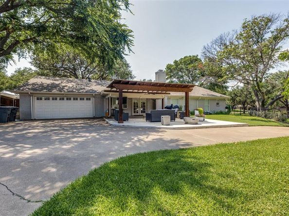 4301  Winding Way , Benbrook Texas 76126
