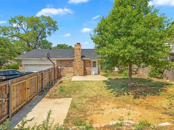 4657  Cripple Creek Road , Haltom City Texas 76137